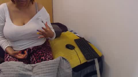 Ayanda online show from 10/10/25, 06:40