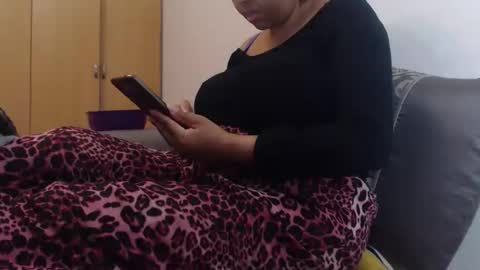 Ayanda online show from 11/10/25, 02:16