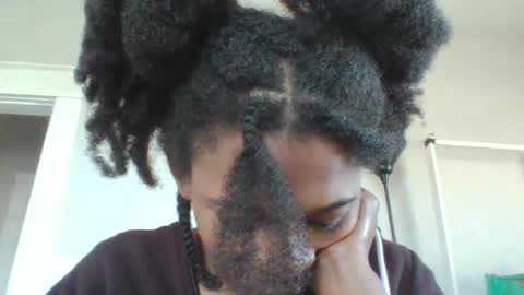 Snapshot of xxxdanidoomsdayxxx chatting on 11/05/25, 03:01 Danielle online show from 11/05/25, 03:01