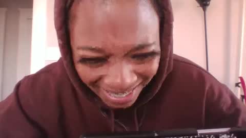 Snapshot of xxxdanidoomsdayxxx chatting on 11/14/25, 03:55 Danielle online show from 11/14/25, 03:55