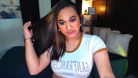 OLIVIA online show from 12/19/24, 07:18