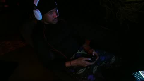 Snapshot of xxxjrstrokesxxx chatting on 02/27/25, 02:10 xxxjrstrokesxxx online show from 02/27/25, 02:10