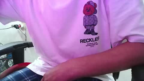 Snapshot of xxxking89 chatting on 10/26/25, 11:27 xxxking89 online show from 10/26/25, 11:27