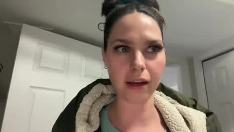 Xylea Luv online show from 02/22/25, 09:15