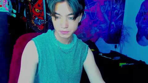 Snapshot of xzerox_ chatting on 10/17/25, 08:22 xzerox_ online show from 10/17/25, 08:22