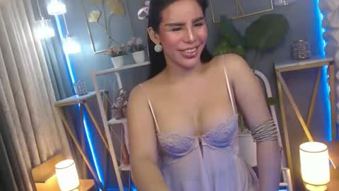 yakarena online show from 10/15/25, 05:35