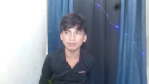 yami_sukehiroxxx online show from 11/12/25, 07:57