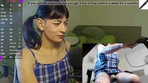 Yana online show from 11/13/25, 11:36