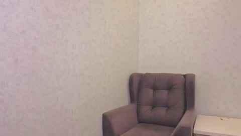 Yana  online show from 10/14/25, 11:22