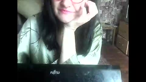 Snapshot of yanafiesta chatting on 10/01/25, 10:54 yanafiesta online show from 10/01/25, 10:54