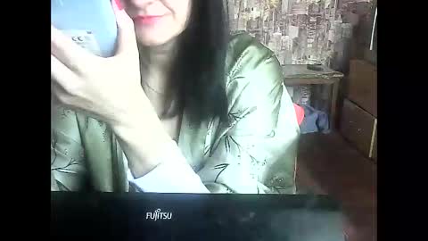 Snapshot of yanafiesta chatting on 10/09/25, 09:29 yanafiesta online show from 10/09/25, 09:29