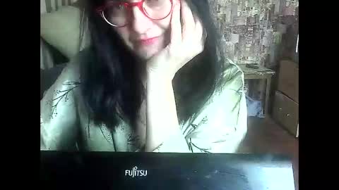 Snapshot of yanafiesta chatting on 10/18/25, 08:59 yanafiesta online show from 10/18/25, 08:59