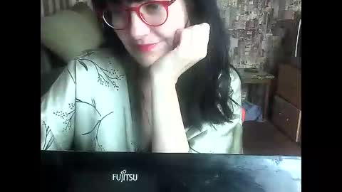 Snapshot of yanafiesta chatting on 10/20/25, 09:54 yanafiesta online show from 10/20/25, 09:54