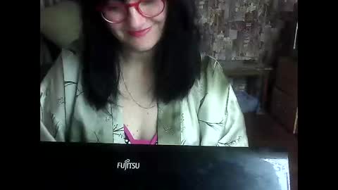 Snapshot of yanafiesta chatting on 10/21/25, 08:48 yanafiesta online show from 10/21/25, 08:48