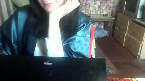 Snapshot of yanafiesta chatting on 10/30/25, 11:33 yanafiesta online show from 10/30/25, 11:33