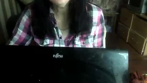 Snapshot of yanafiesta chatting on 11/06/25, 09:21 yanafiesta online show from 11/06/25, 09:21