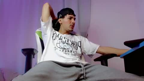 DANILO P online show from 10/13/25, 08:36