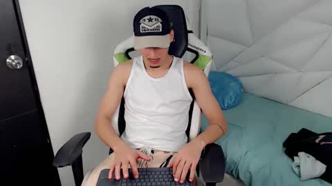 DANILO P online show from 11/17/25, 04:51