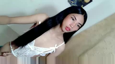 Snapshot of yannafucks chatting on 10/16/25, 01:34 yannafucks online show from 10/16/25, 01:34