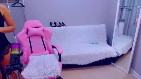 Snapshot of yannanoel chatting on 10/02/25, 07:26 im hot today online show from 10/02/25, 07:26