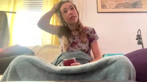 Snapshot of yanyanpixie chatting on 11/16/25, 04:45 yanyanpixie online show from 11/16/25, 04:45