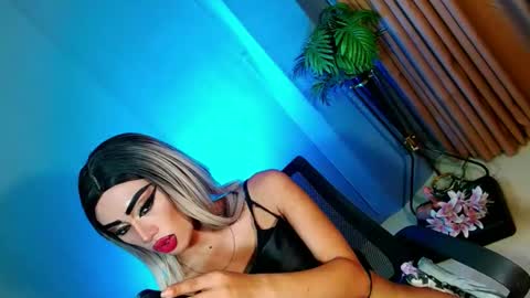 Snapshot of yasii19 chatting on 02/21/25, 08:16 miss yasii online show from 02/21/25, 08:16