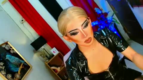 Snapshot of yasii19 chatting on 11/19/25, 05:46 miss yasii online show from 11/19/25, 05:46