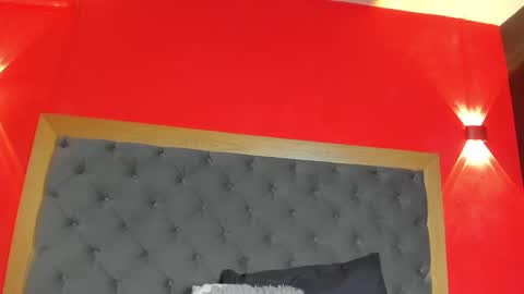 YAYA online show from 11/16/25, 02:44