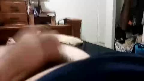 Snapshot of yeet3244 chatting on 09/23/25, 07:44 yeet3244 online show from 09/23/25, 07:44