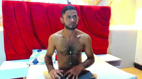 Yeferson online show from 10/24/25, 01:03