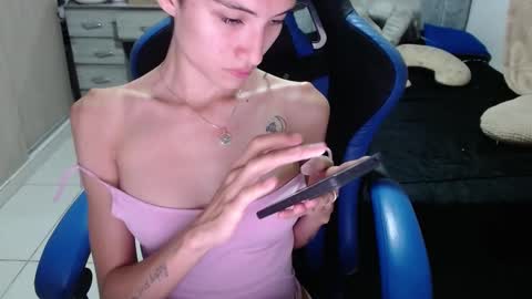 yeibles_hana2 online show from 10/09/25, 10:30