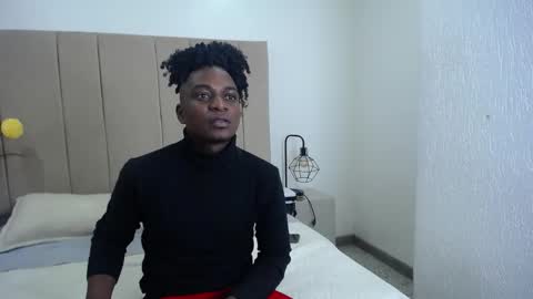 Snapshot of yeison_afro chatting on 11/23/25, 04:01 Yeison afro online show from 11/23/25, 04:01