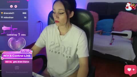 Snapshot of yeliana_sexy chatting on 12/19/24, 12:56 Valery online show from 12/19/24, 12:56