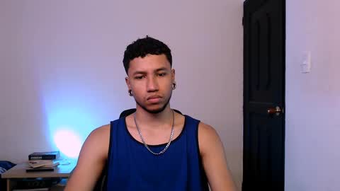 Yeff ind. model  online show from 01/17/25, 07:38