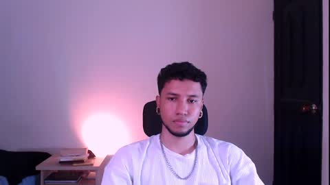 Yeff ind. model  online show from 01/28/25, 01:39