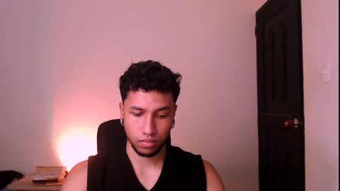 Yeff ind. model  online show from 01/29/25, 01:48