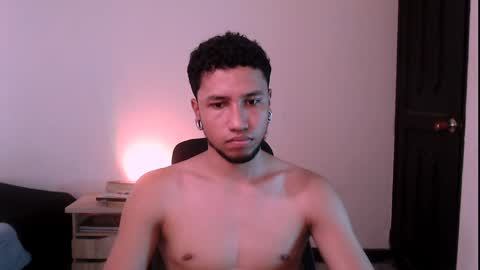 Yeff ind. model  online show from 01/31/25, 06:25