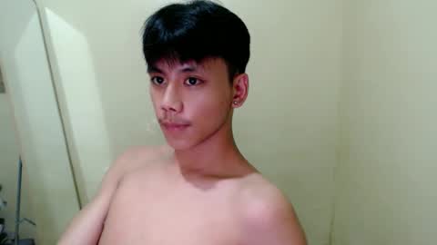 ynotyu online show from 11/18/25, 03:49