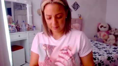 Snapshot of yokiko_daring chatting on 12/20/24, 02:27 yokiko online show from 12/20/24, 02:27