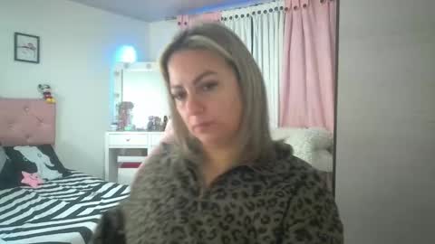 Snapshot of yokiko_daring chatting on 09/13/25, 12:16 yokiko online show from 09/13/25, 12:16