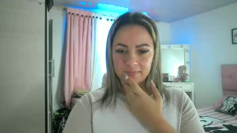 Snapshot of yokiko_daring chatting on 11/17/25, 01:39 yokiko online show from 11/17/25, 01:39