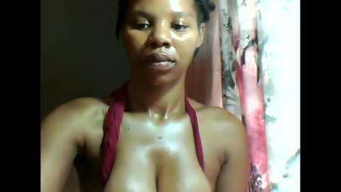 Snapshot of yoncexx25 chatting on 03/04/25, 07:51 amazingkellyxx online show from 03/04/25, 07:51
