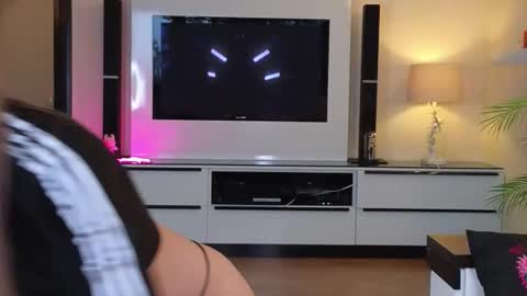  Wilma  online show from 11/13/25, 09:41