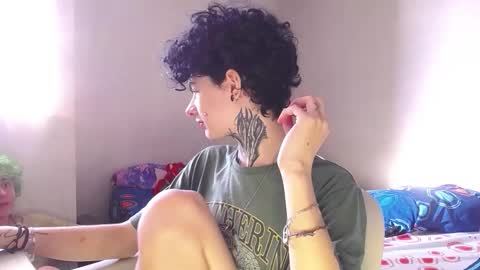 Snapshot of yoonbum_ chatting on 11/07/25, 08:42 Little Mike Independent model online show from 11/07/25, 08:42