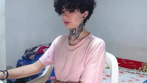 Snapshot of yoonbum_ chatting on 11/11/25, 03:28 Little Mike Independent model online show from 11/11/25, 03:28