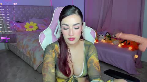 Snapshot of you_angel__ chatting on 12/07/24, 08:11 Ana online show from 12/07/24, 08:11