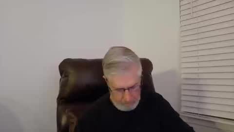 Colorado Guy Straight online show from 10/20/25, 11:43