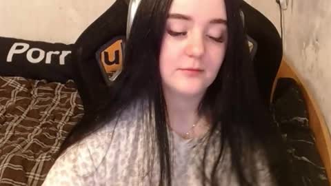 your_8a8y online show from 10/29/25, 07:21