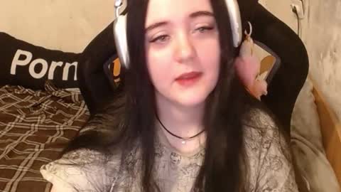 your_8a8y online show from 11/11/25, 12:49