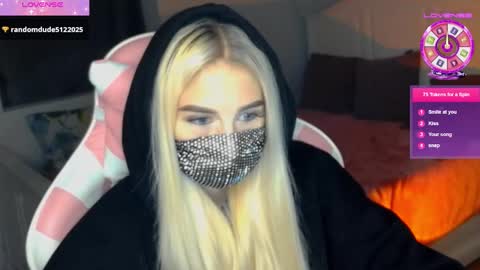 Snapshot of your___barbie chatting on 01/02/25, 10:01 Barbie online show from 01/02/25, 10:01